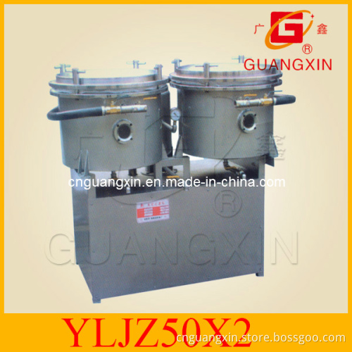 Vacuum Filter to Separate Residue From Crude Cooking Oil